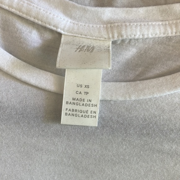 H&M crop tee - Picture 3 of 3